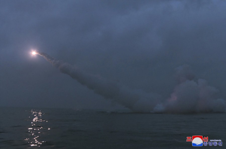 Underwater Launching Drill of Strategic Cruise Missiles Conducted