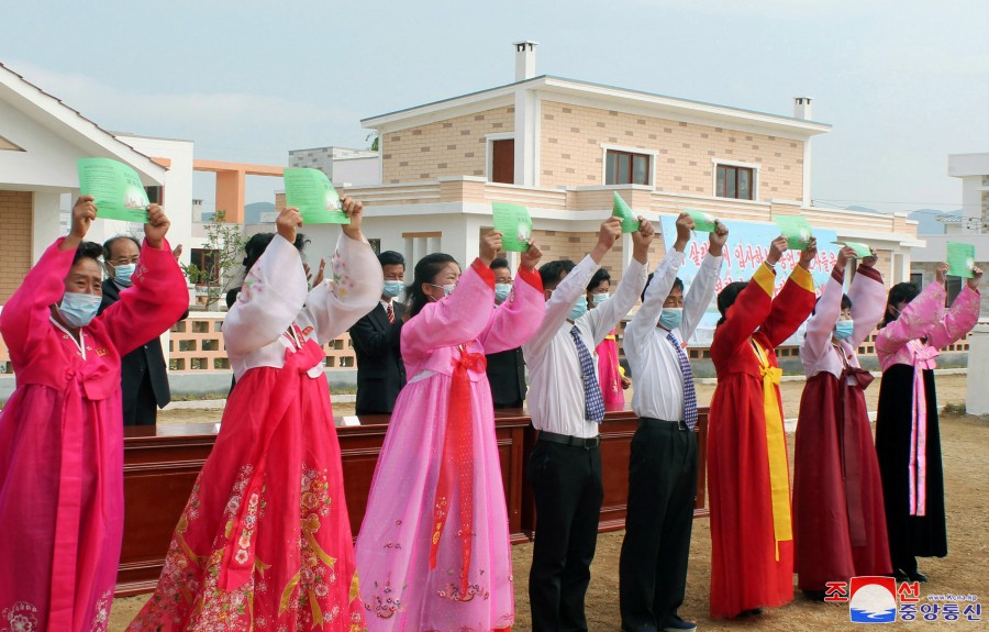 Housewarmings Given in Rural Areas of DPRK