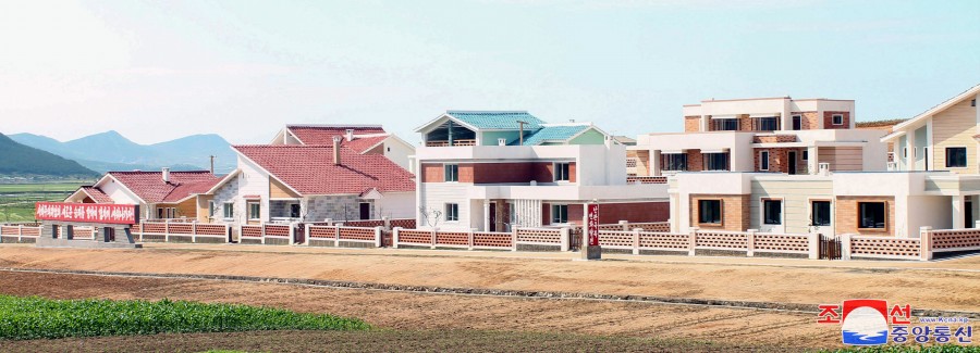 Housewarmings Given in Rural Areas of DPRK