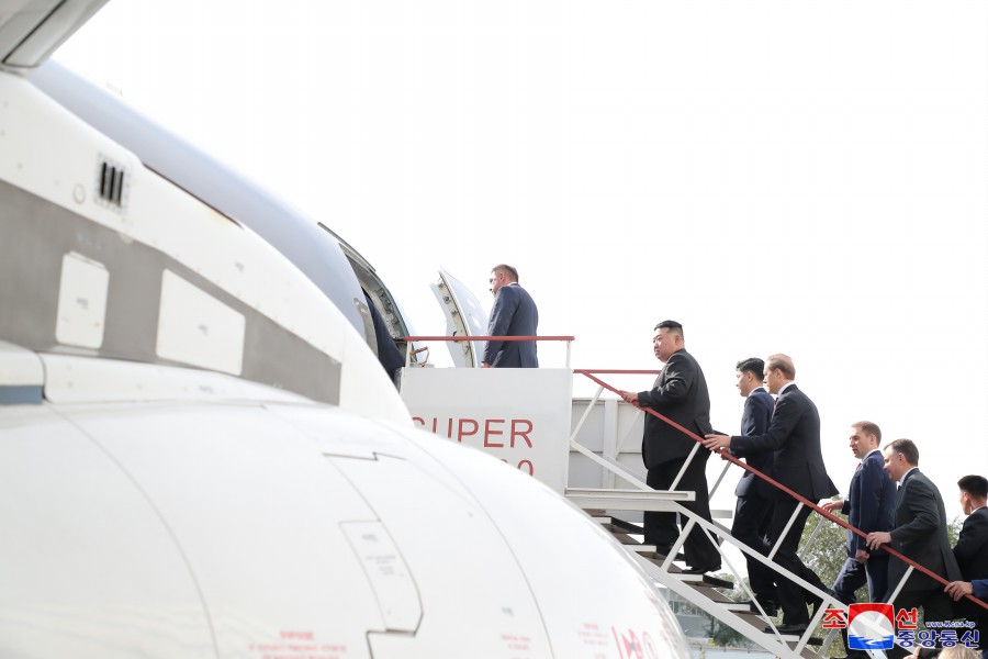 Respected Comrade Kim Jong Un Visits Komsomolsk-on-Amur Yuri Gagarin Aviation Plant