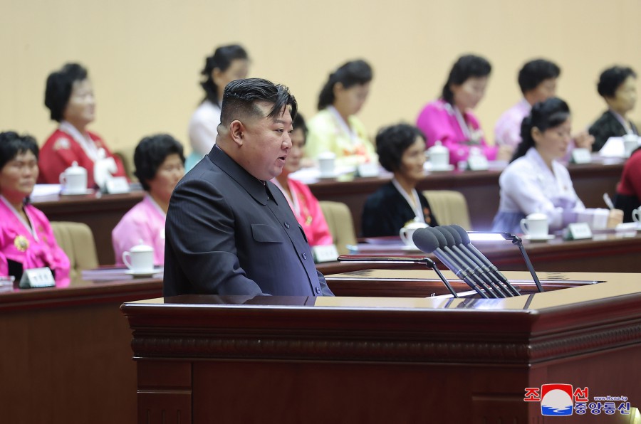 Respected Comrade Kim Jong Un's Opening Address Made at 5th National Conference of Mothers
