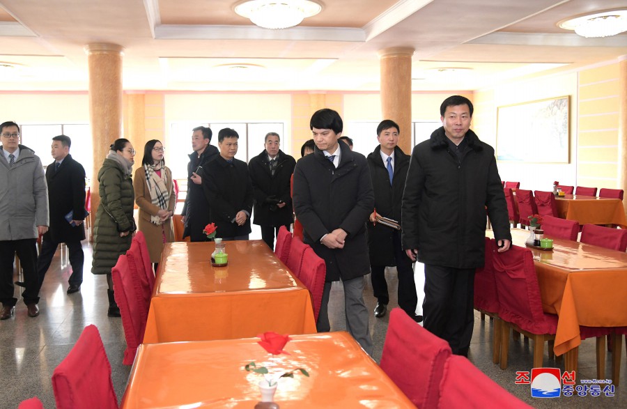 Vietnamese Embassy Members Visit Pyongyang Kim Jong Suk Textile Mill