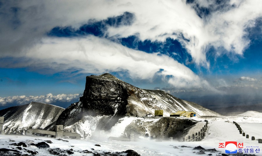 Paektu, monte sagrado de la revolución