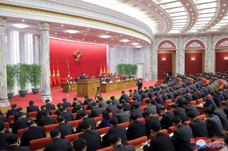 Report on 19th Enlarged Meeting of Political Bureau of 8th C.C., WPK