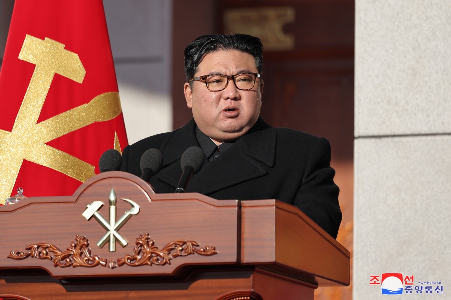 경애하는 김정은동지께서 국방성을 축하방문하시여 하신 연설