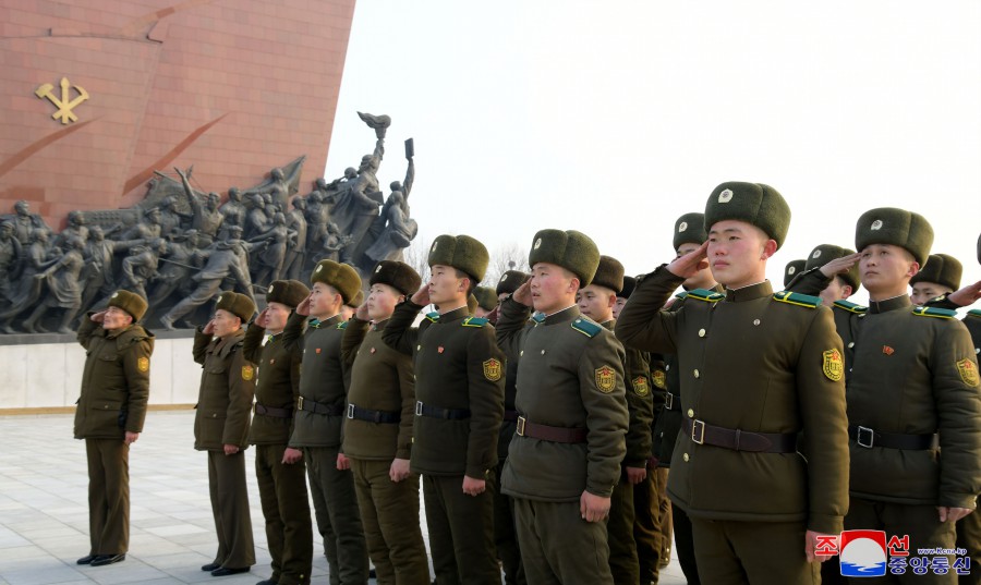 Floral Tribute Paid to Statues of President Kim Il Sung and Chairman Kim Jong Il