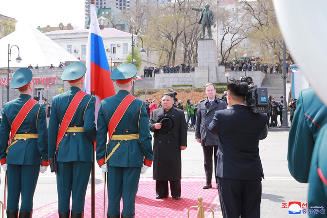 金正恩党委員長がロシアのウラジオストク市を出発