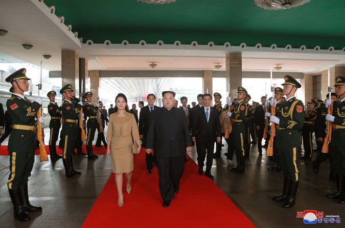 Kim Jong Un Pays Unofficial Visit to China