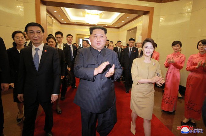 Kim Jong Un Pays Unofficial Visit to China