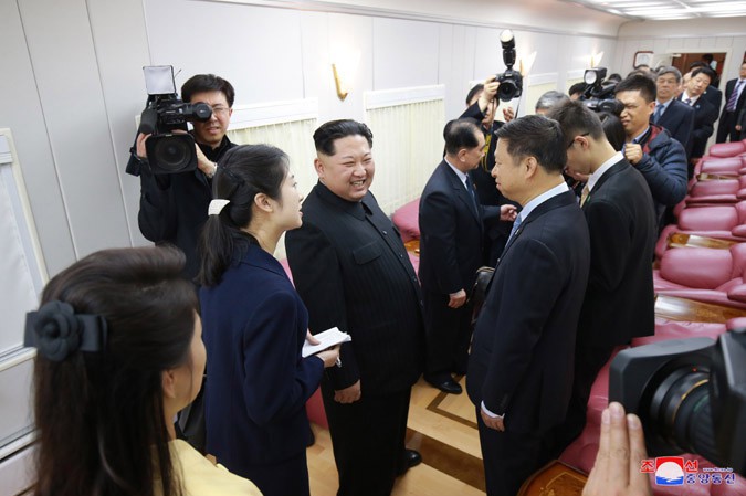 Kim Jong Un Pays Unofficial Visit to China