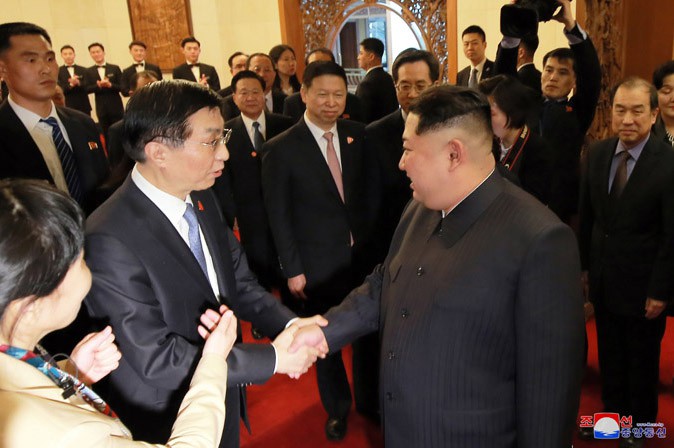 Kim Jong Un Pays Unofficial Visit to China