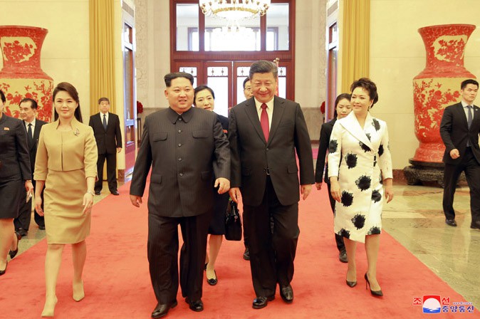 Ceremony Welcoming Kim Jong Un Held at China's Great Hall of People