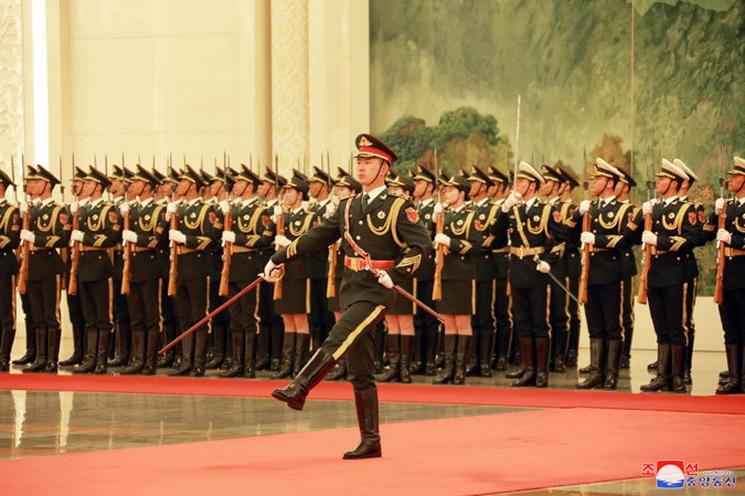 Ceremony Welcoming Kim Jong Un Held at China's Great Hall of People