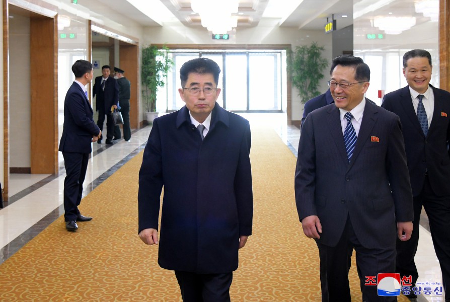 WPK Delegation Returns Home