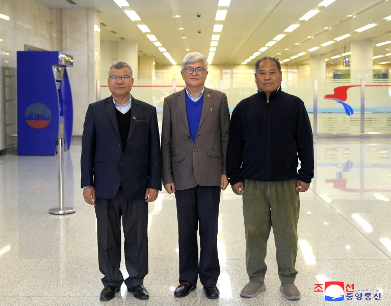 Delegations and Delegates of Juche Idea Study Organizations Arrive in Pyongyang