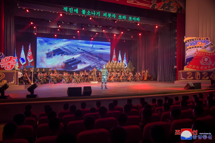 Concert Given to Mark 92nd Army Founding Anniversary in DPRK