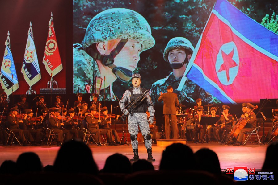 Concert Given to Mark 92nd Army Founding Anniversary in DPRK