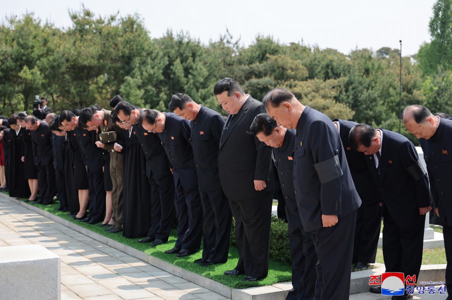 Funeral of Late Kim Ki Nam Held