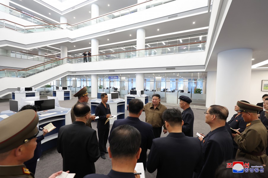 Respected Comrade Kim Jong Un Inspects Completed Central Cadres Training School of WPK