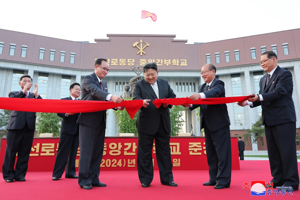 Highest Institute for Training Party Cadres in New Era Ensuring Steady Continuity and Development of Revolutionary Cause of Juche