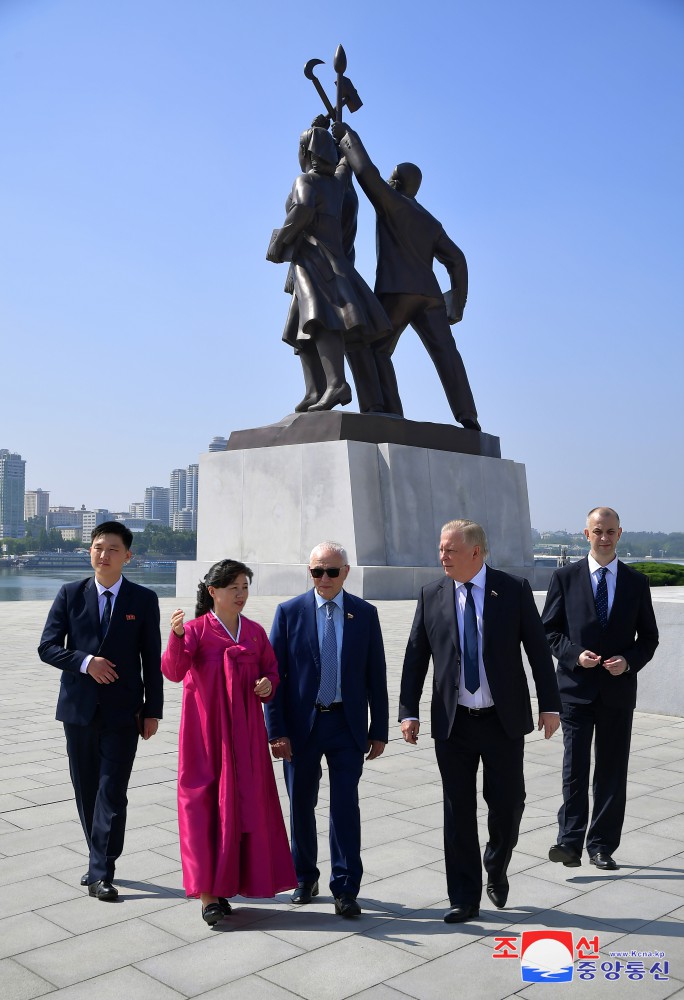 Russian Delegation Visits Different Places
