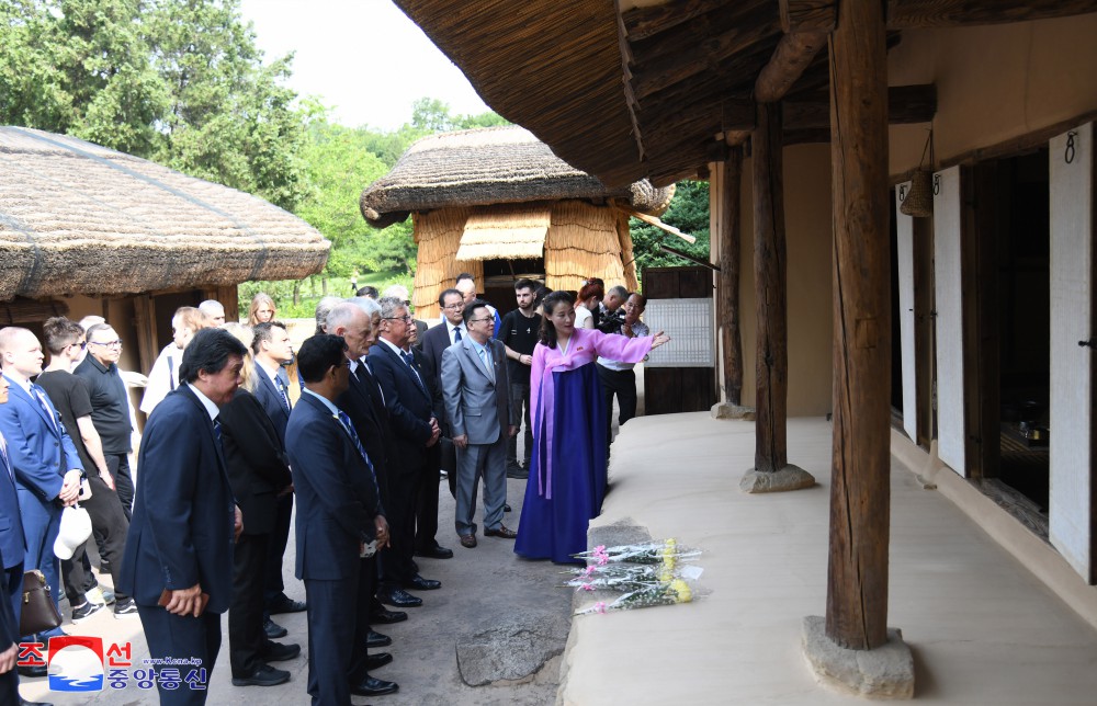 Participants in Memorial Service for Choe Hong Hui Tour Pyongyang