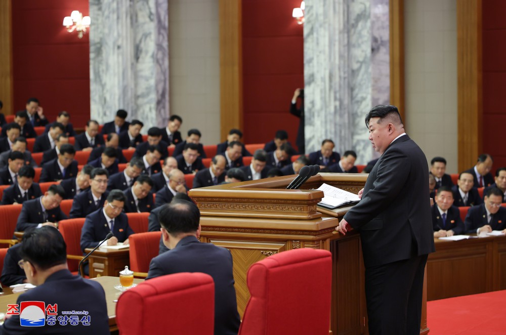 关于朝鲜劳动党第八届中央委员会第十次扩大全会的报道