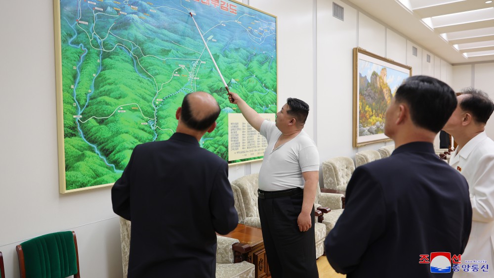 Respected Comrade Kim Jong Un Gives Field Guidance over Construction Project of Samjiyon