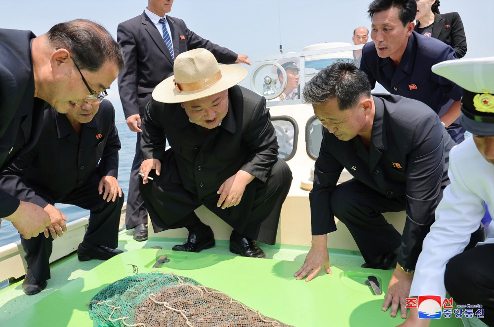 Respected Comrade Kim Jong Un Gives On-site Guidance over Preparations for Construction of Sinpho City Offshore Farm