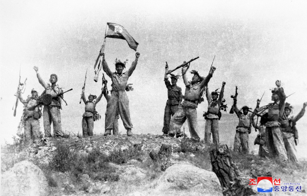 Ejército Popular de Corea crea el mito secular de la victoria en la guerra