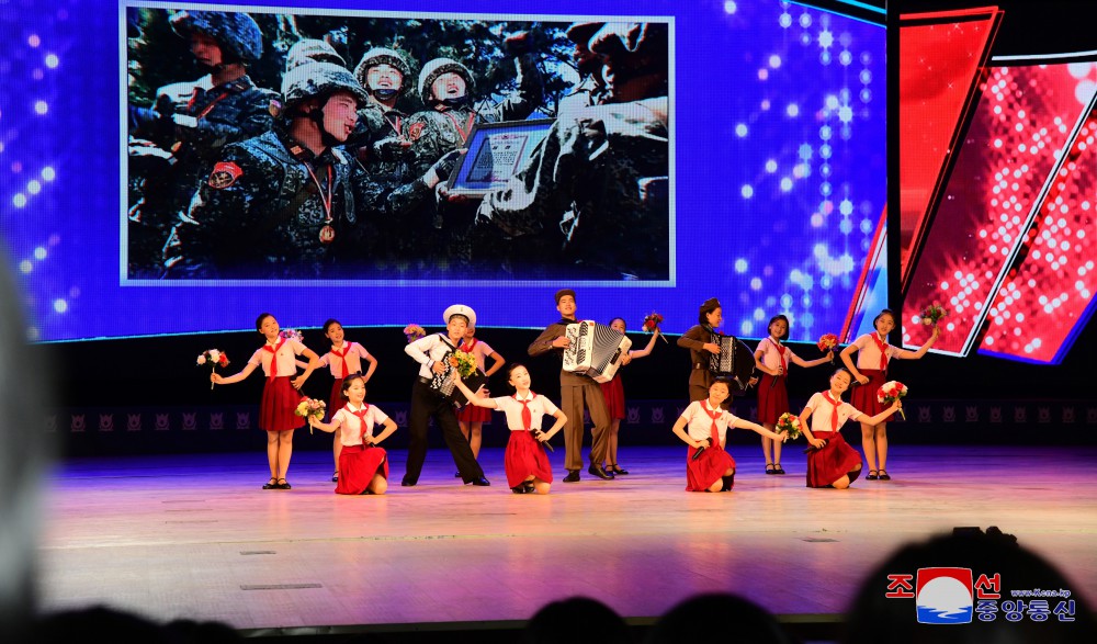 Meeting of Schoolchildren Held in DPRK