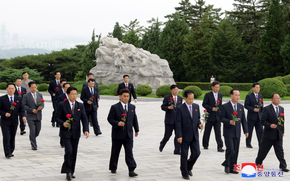 戦勝７１周年を全人民的慶事の日として意義深く祝う