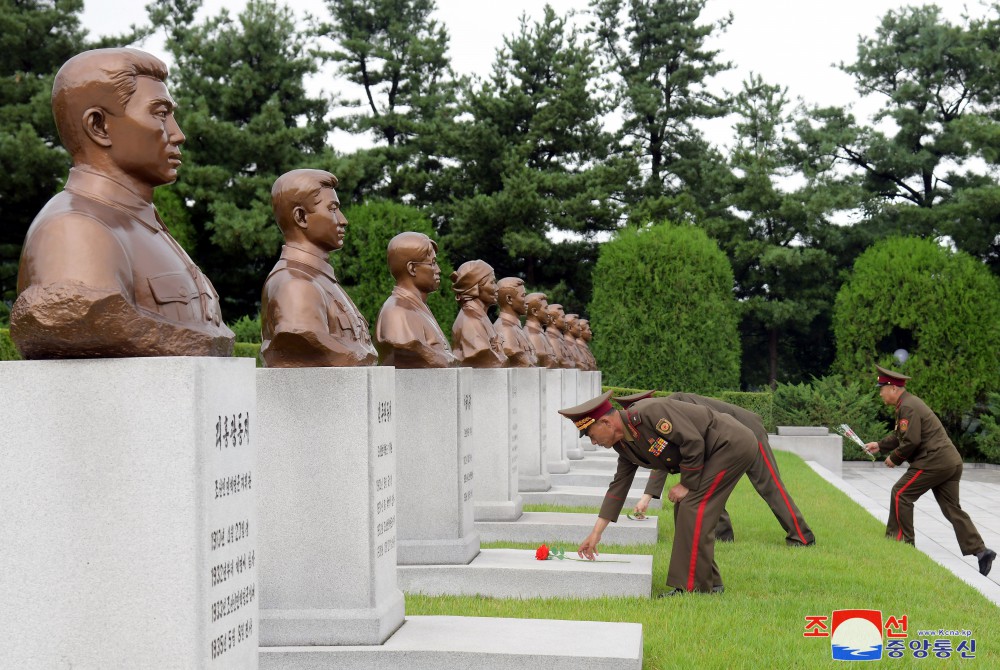 조국해방전쟁승리 71돐을 전인민적경사의 날로 뜻깊게 경축