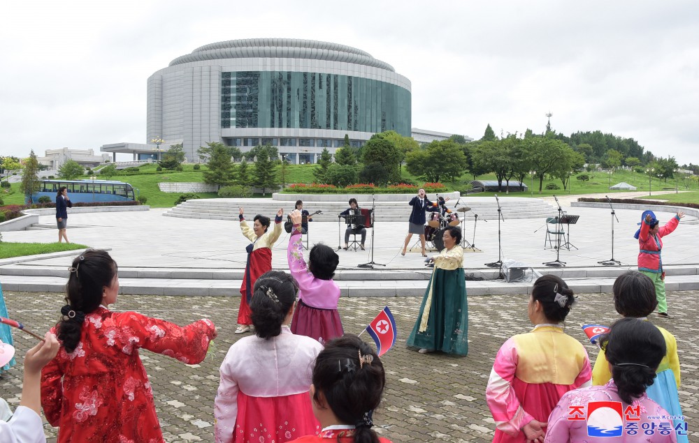 V-Day Marked in DPRK