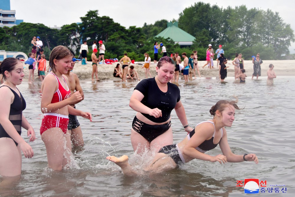 Meeting of DPRK and Russian Schoolchildren's Camping Groups Held