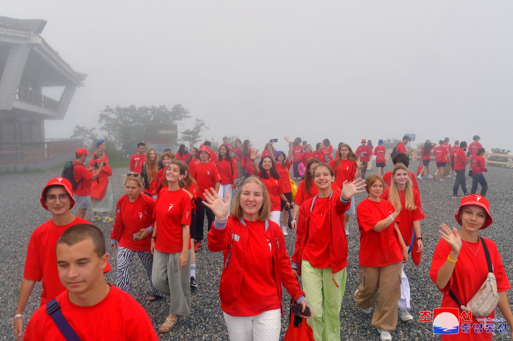 Meeting of DPRK and Russian Schoolchildren's Camping Groups Held