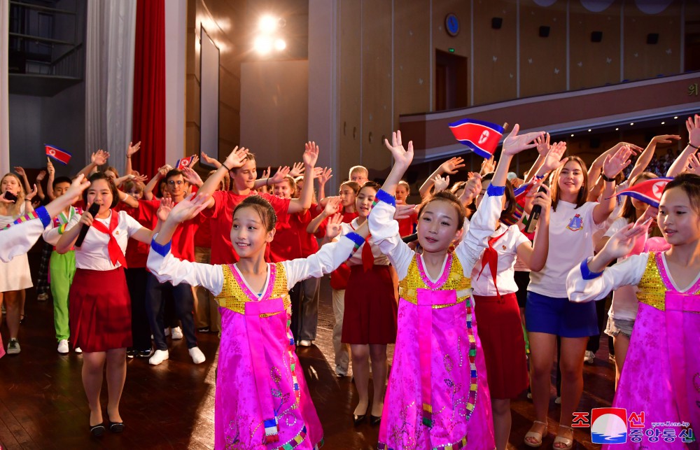 Meeting of DPRK and Russian Schoolchildren's Camping Groups Held