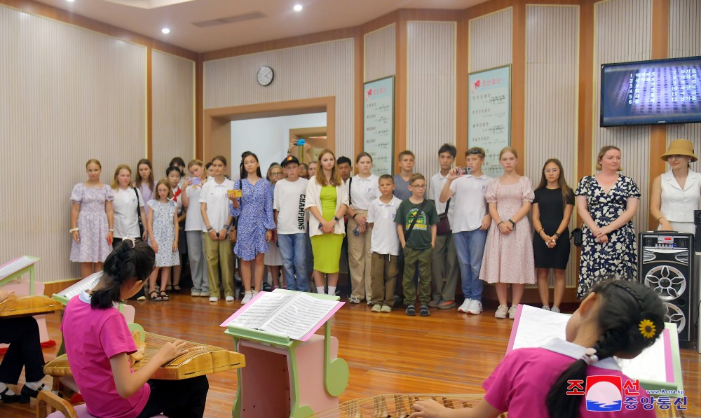 Russian Schoolchildren's Camping Group Visits Several Places Here