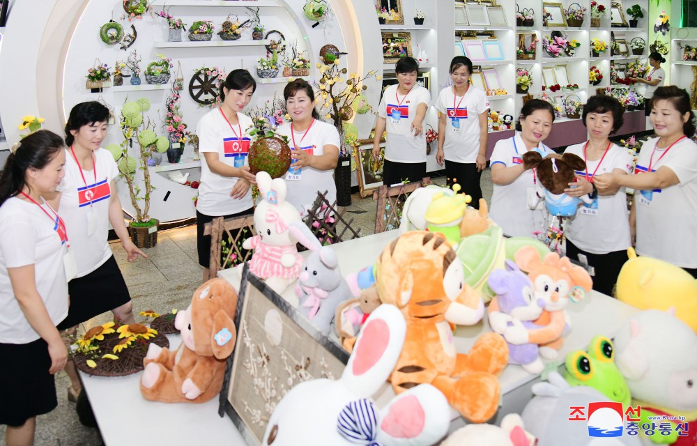 National Exhibition of Consumer Goods Opens in DPRK