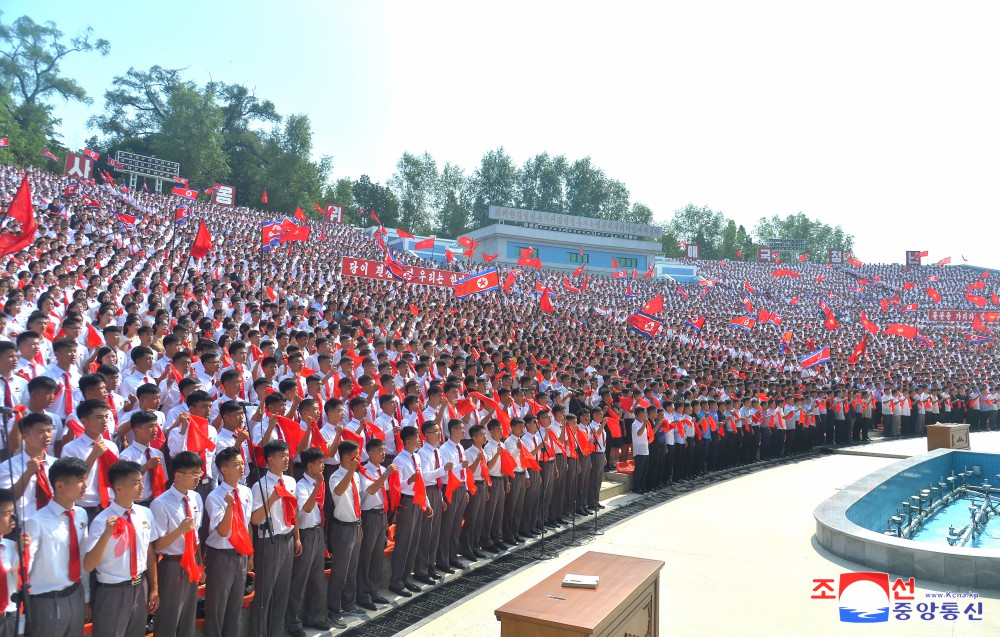 Meetings of Young Volunteers Held in DPRK