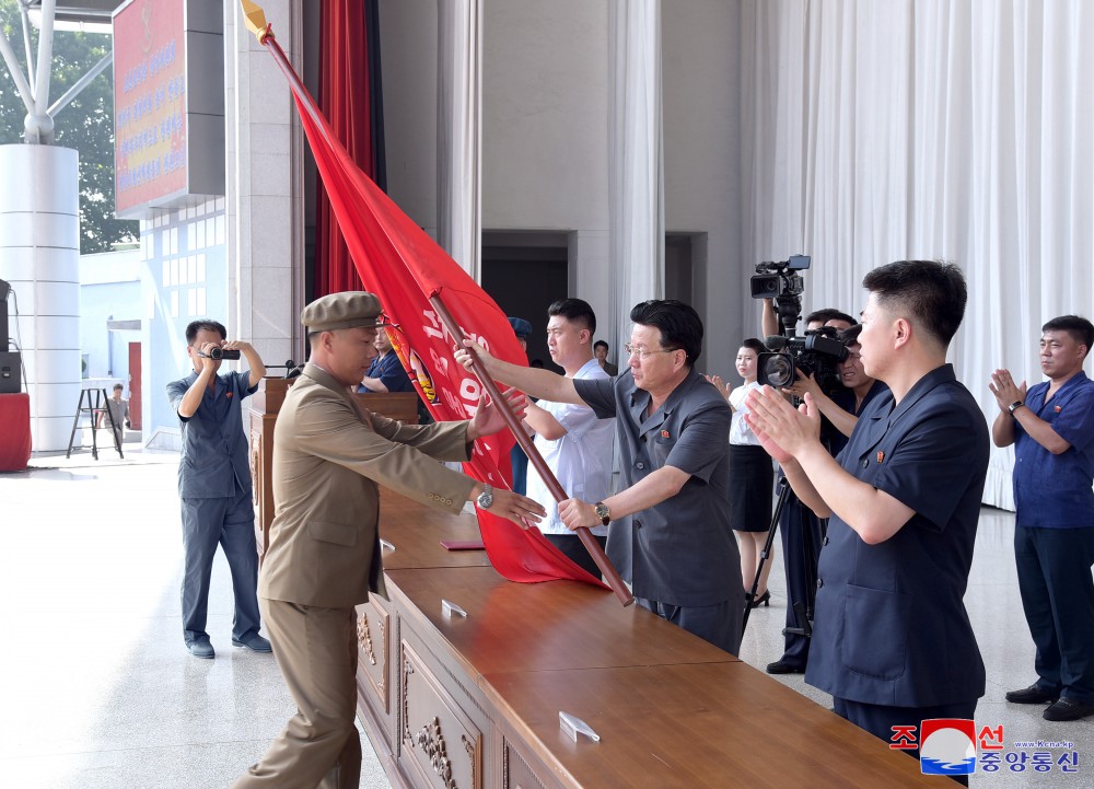 Meetings of Young Volunteers Held in DPRK