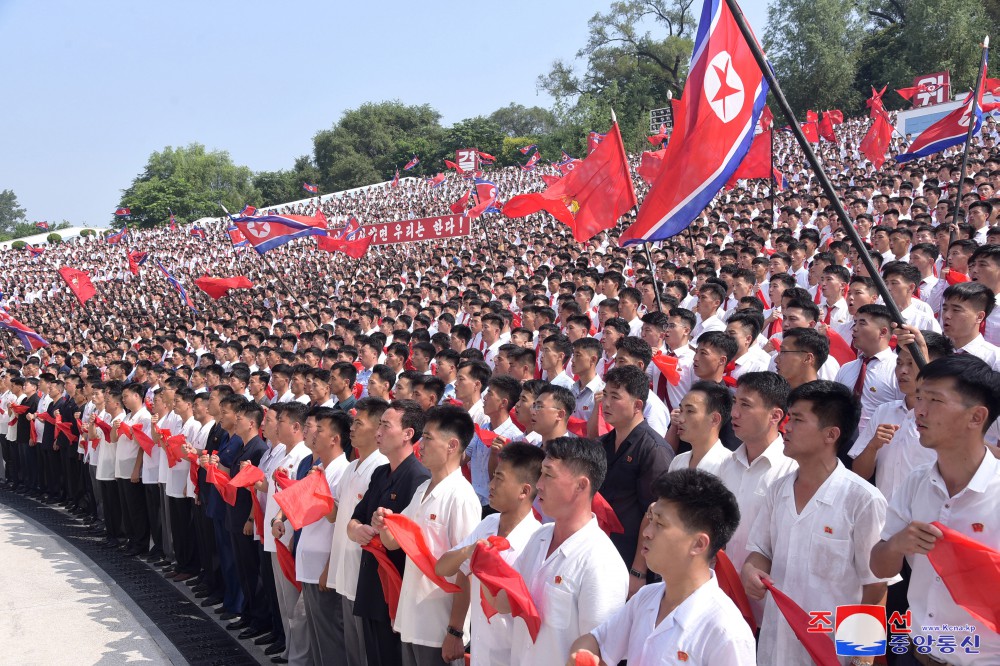 Meetings of Young Volunteers Held in DPRK