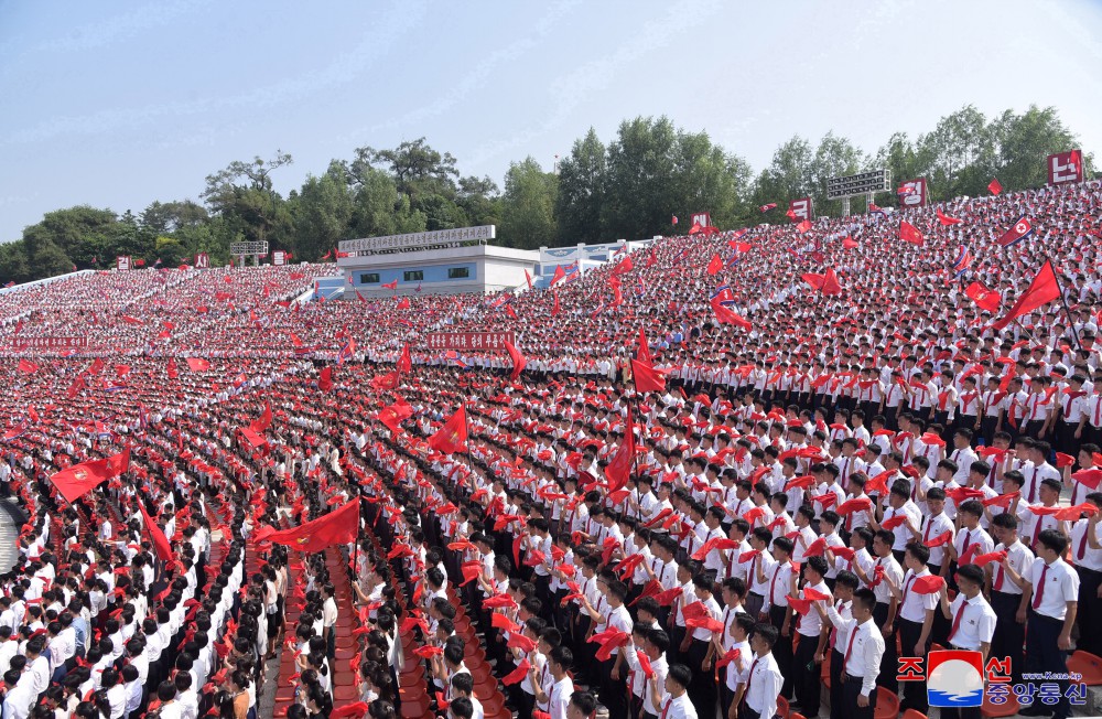 Meetings of Young Volunteers Held in DPRK