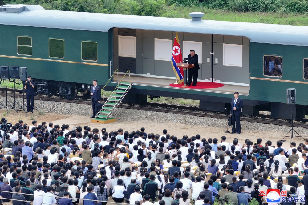 Respected Comrade Kim Jong Un Takes Important Measures for Rehabilitation in Flood-hit Areas