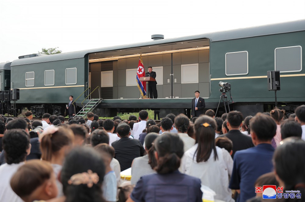 Respected Comrade Kim Jong Un Takes Important Measures for Rehabilitation in Flood-hit Areas