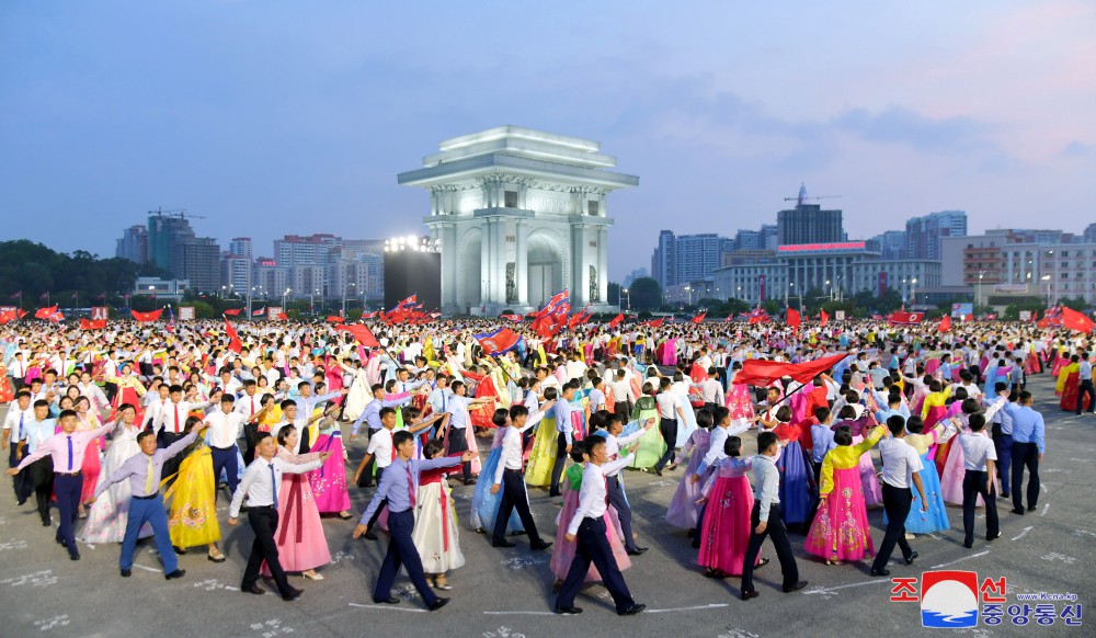 Evening Gala of Youth and Students Held