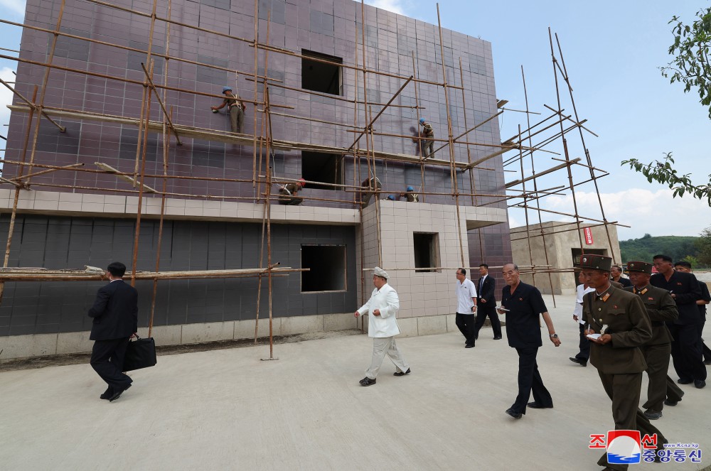 Respected Comrade Kim Jong Un Inspects Regional-Industry Factories under ConstructionHe Takes New Crucial Measures to Hasten Epochal Regional Development and Comprehensive Rejuvenation