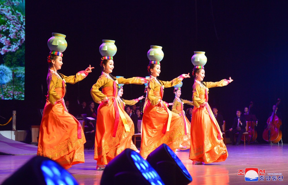 Mansudae Art Troupe