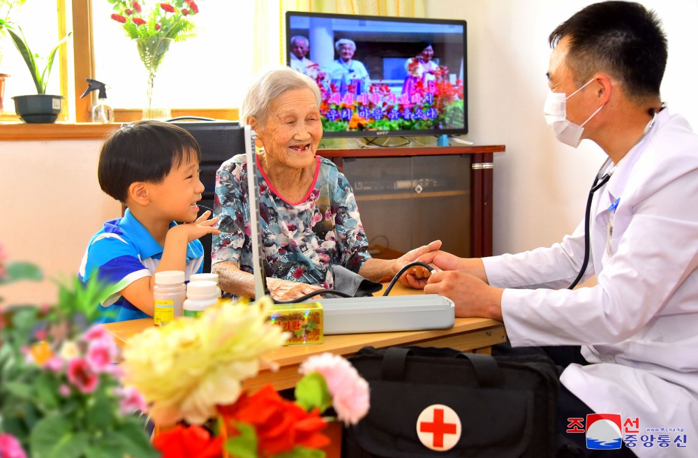 International Day of Older Persons Marked in DPRK