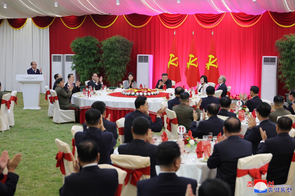 Se ofrece banquete por el 79º aniversario de la fundación del PTC